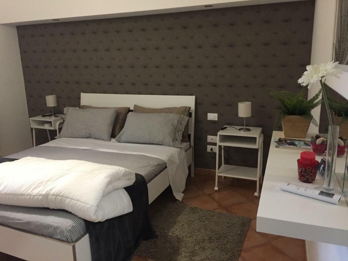 Etna Holidays Home Sereleo 圣韦内里纳 外观 照片