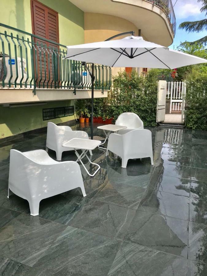 Etna Holidays Home Sereleo 圣韦内里纳 外观 照片